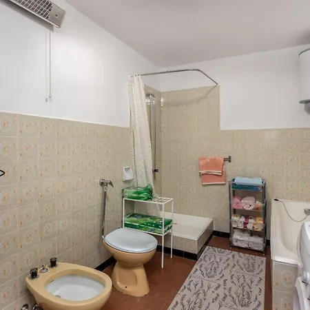 Holiday home Pet Friendly In With Kitchen *