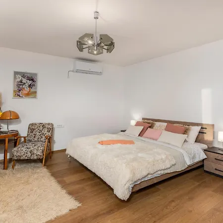 Feriehus Pet Friendly In With Kitchen *